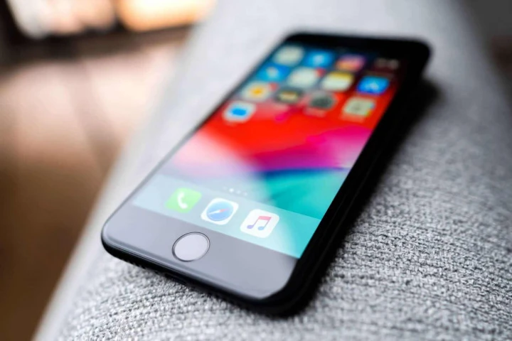 В 2025 году iPhone могут распрощаться с технологией из первого iPhone