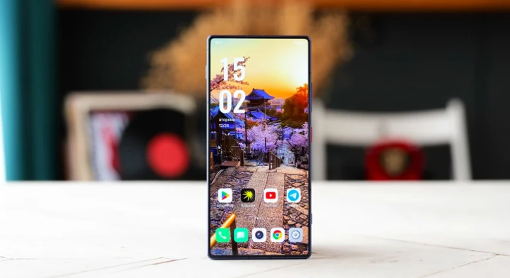 ВИДЕО: Nubia Z70 Ultra Starry Night — обжиг кур и Ван Гог на 8 Elite