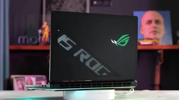 ВИДЕО: обзор ASUS ROG Strix SCAR 18 2025 – топ с RTX 5090 за 500k