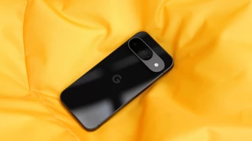 ВИДЕО: обзор Google Pixel 9 – почти идеальный компакт с большим НО