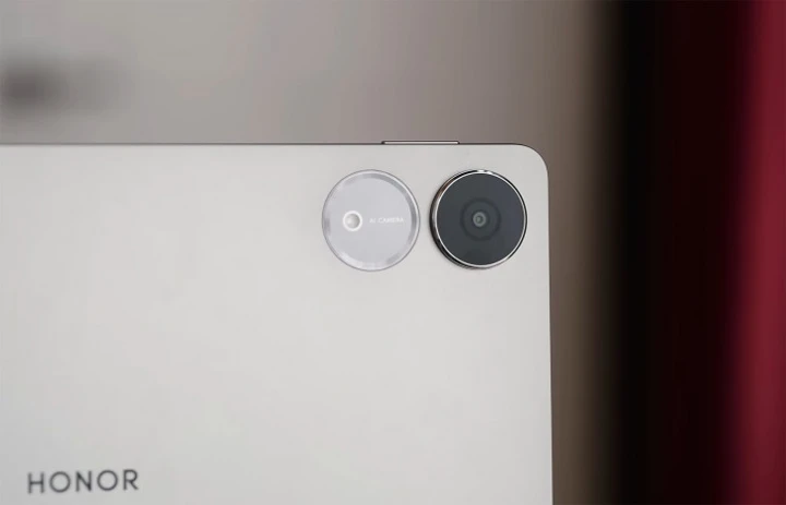 ВИДЕО: обзор Honor Pad V9 – универсальный боец на прилавках РФ