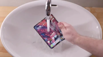 ВИДЕО: обзор Huawei Mate X7 за минуту – о самом главном для тех, кому некогда