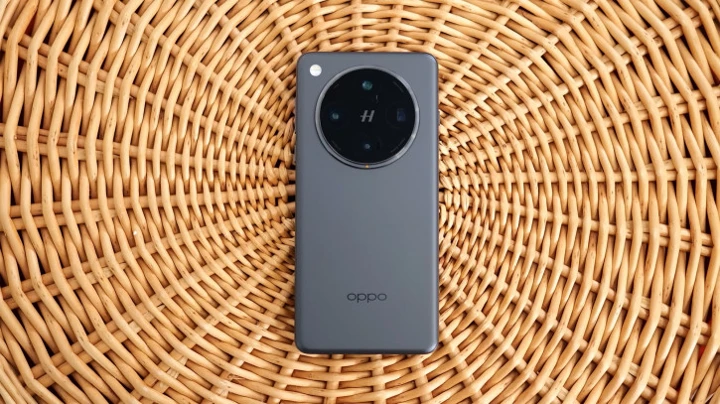 ВИДЕО: обзор OPPO Find X8 Pro – раньше было лучше?