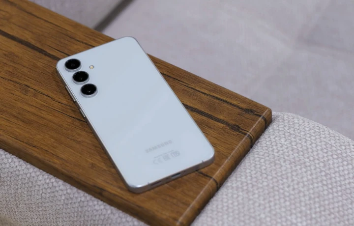 ВИДЕО: обзор Samsung Galaxy S24 FE — новая попытка удивить фанатов