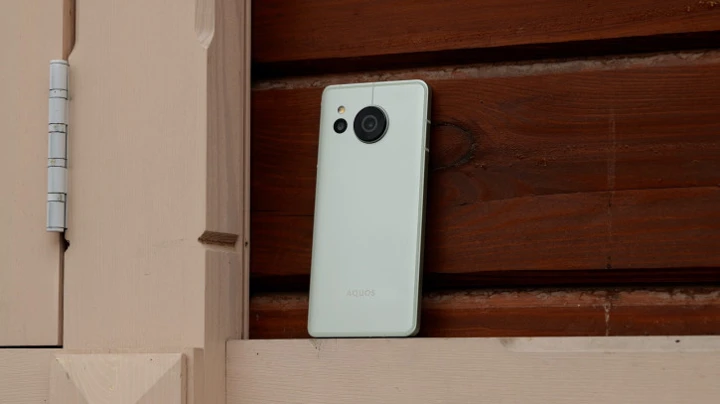 ВИДЕО: обзор Sharp Aquos Sense 8 - забытые японские традиции