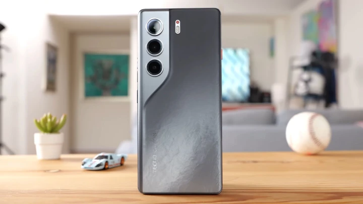 ВИДЕО: обзор Tecno Camon 40 Pro на основе недели эксплуатации