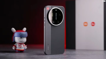 ВИДЕО: обзор Xiaomi 17 Ultra by Leica – сильнейший в истории бренда?
