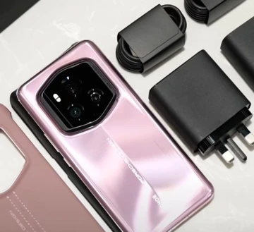 ВИДЕО: распаковка Honor Magic 6 RSR Porsche Design - люкс как он есть