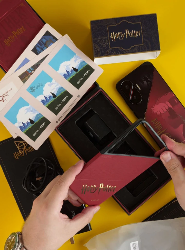 ВИДЕО: распаковка лимитки Redmi Turbo 4 Pro Harry Potter Edition