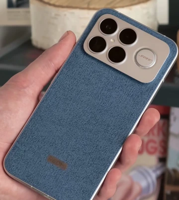 ВИДЕО: распаковка Redmi K90 Pro Max – музыкальный король в джинсовом наряде