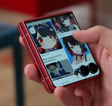 ВИДЕО: распаковка Samsung Galaxy Z Flip 7 – наконец-то полноэкранный