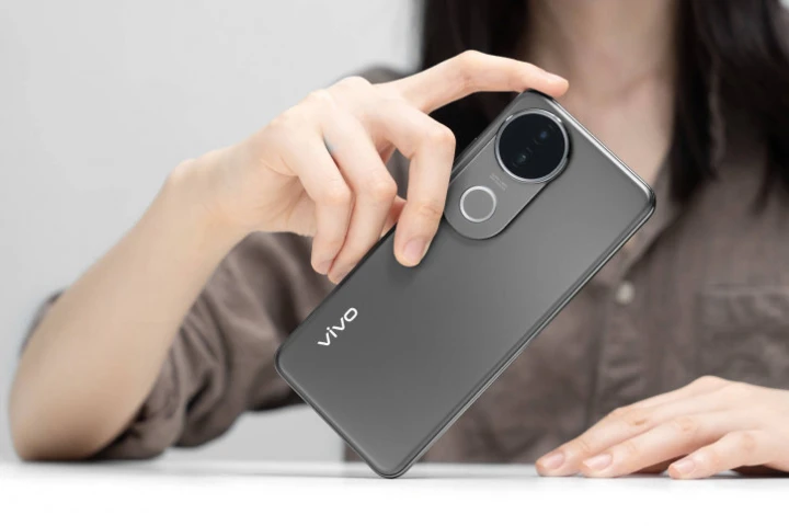 Vivo готовит новый компакт Pro mini, который порадует начинкой и ценой