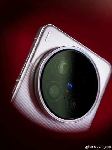 Vivo X200 Ultra во всех цветах уже красуется на студийных фото