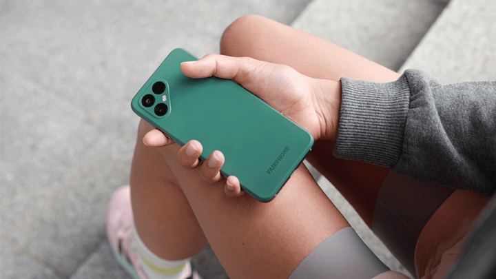 Владельцы Fairphone 4 столкнулись с окирпичиванием из-за апдейта ПО