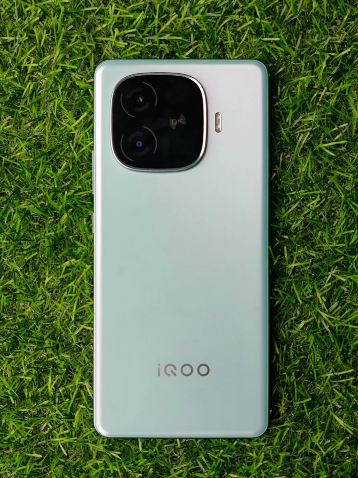 Внезапный iQOO Z9 Turbo+ близок к релизу: что за зверь?