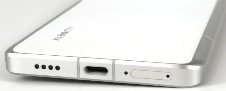 Xiaomi 14 Ultra получит фотонабор, специздание и три другие расцветки