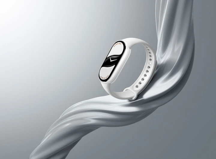 Xiaomi Band 10 уже продаётся в России: цены за металл и керамику