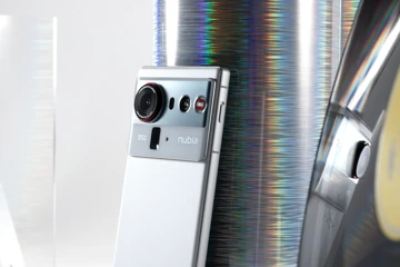 ZTE Nubia Z80 Ultra дешевле iPhone 17 по скидке часа на AliExpress