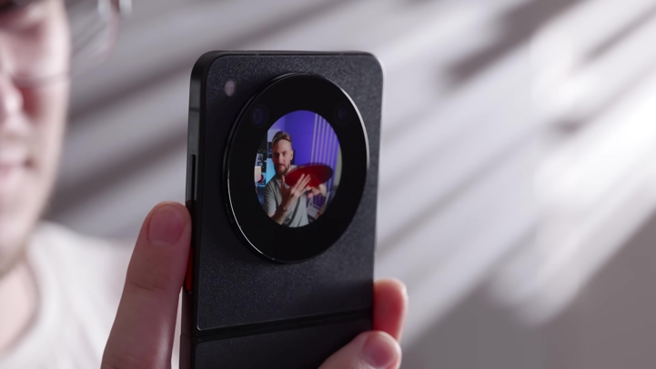 Обзор Nubia Flip: раскладушка за копейки