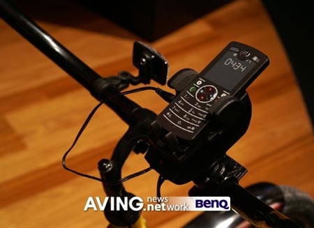 Moto's Bike-Powered Phone Charge