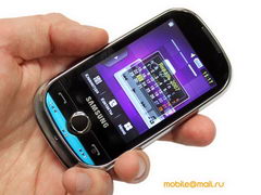 Samsung M3710: недорогой музыкальный тачфон Corby Beat