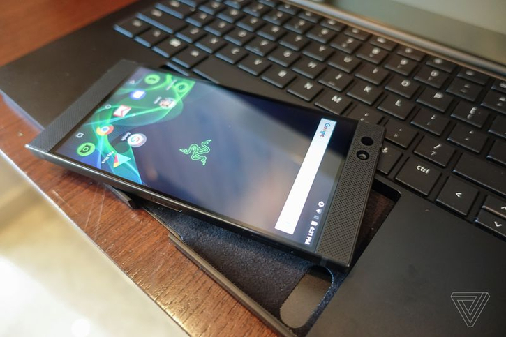 Razer Linda  --  Razer Phone