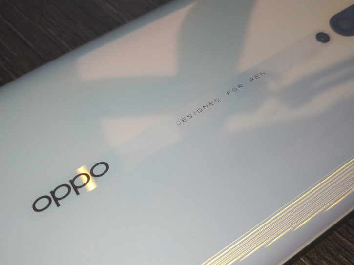  OPPO Reno2 Z:   OPPO