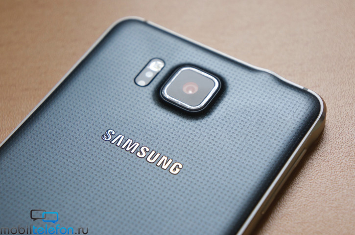    iPhone:     Samsung Galaxy S20 Ultra