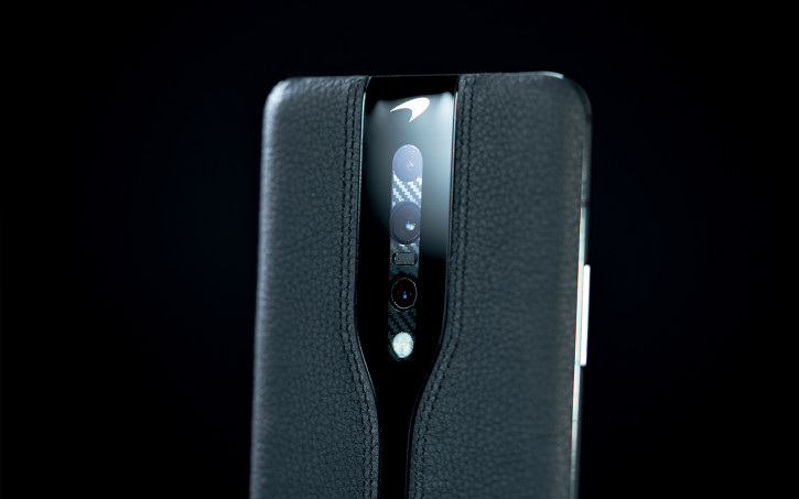 Невероятный OnePlus Concept One в черном на фото