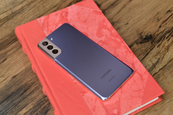      Samsung Galaxy S21   