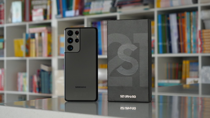 Samsung Galaxy S21 Ultra лагает в играх. Отключаем игровые сервисы!