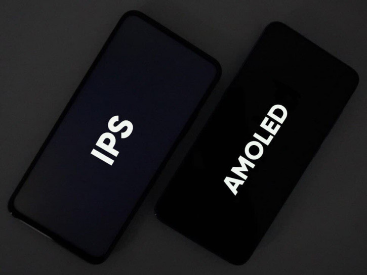     IPS?   AMOLED-  2022 