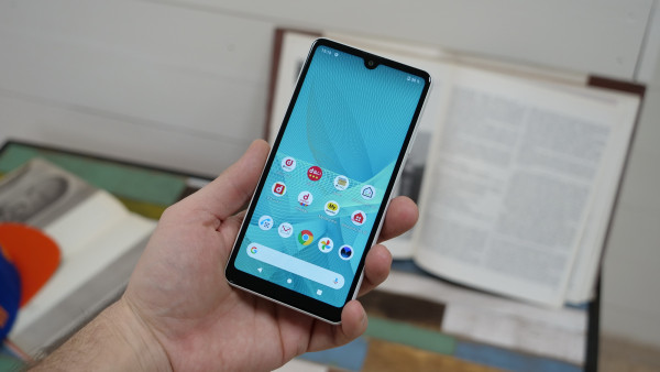  Sony Xperia Ace 2:   