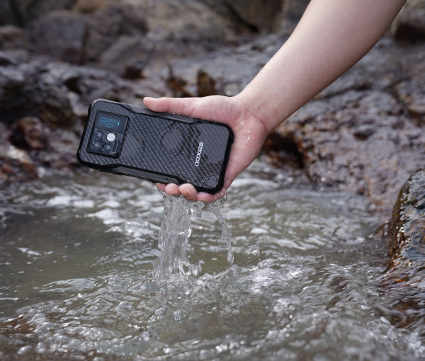  :      Doogee V20