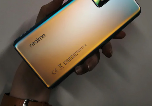   Realme GT Neo 3:    2022 ?
