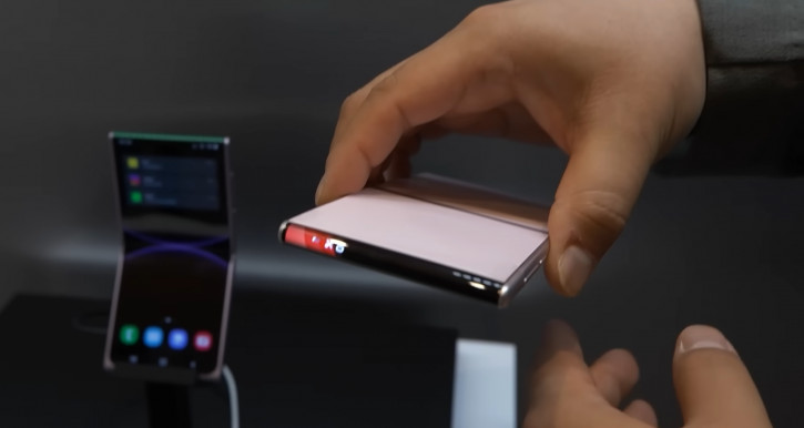 Samsung привезла на CES 2024 два концепта необычных Flip-раскладушек