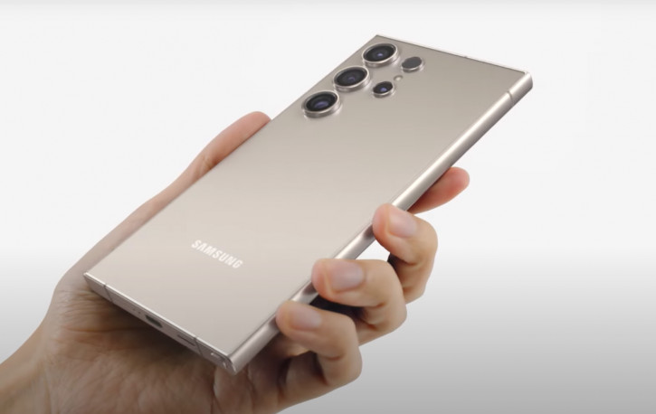 Samsung Galaxy S24:        