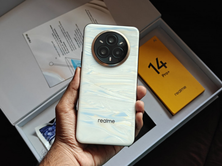      Realme 14 Pro+    