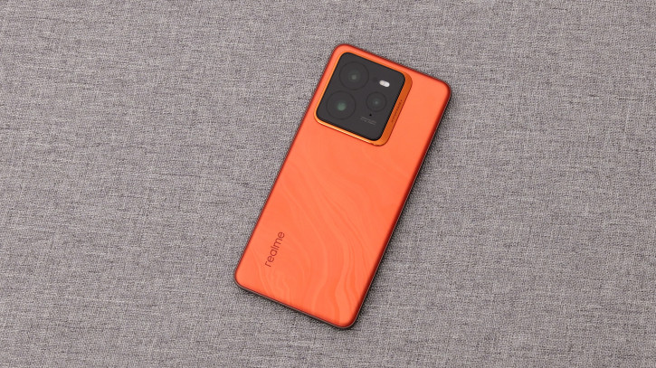  Realme GT 7 Pro:   Snapdragon 8 Elite