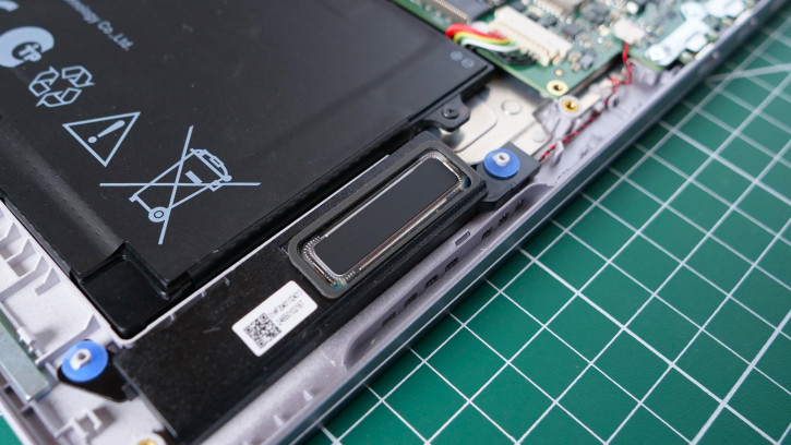 Infinix InBook Air XL442:   