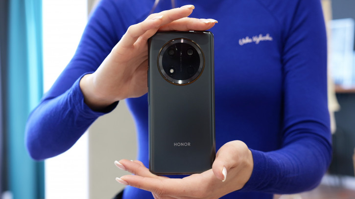  Honor X9c:    