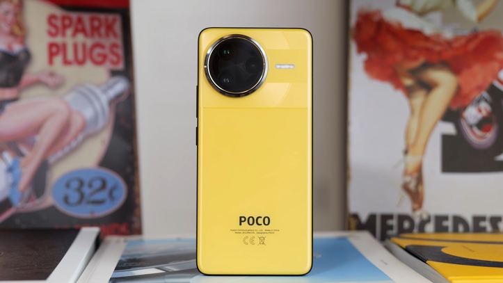 Портрет флагманского смартфона 2025 года: рекордные батареи и другие тренды