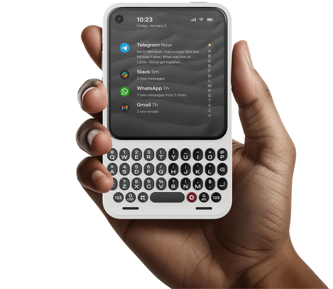 Анонс Clicks Communicator: современный смартфон с QWERTY