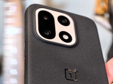 Обзор оригинальных чехлов для OnePlus 15