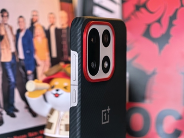 Обзор оригинальных чехлов для OnePlus 15