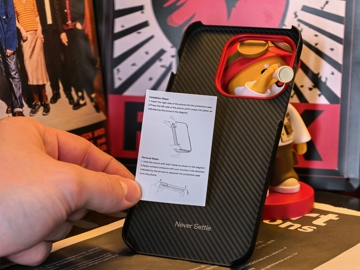 Обзор оригинальных чехлов для OnePlus 15