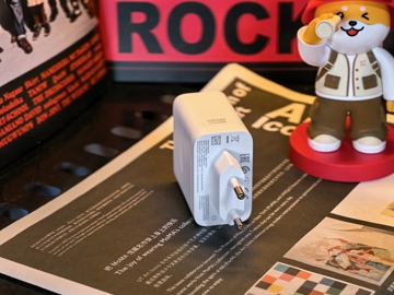 Обзор оригинальных чехлов для OnePlus 15