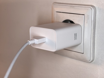 Обзор оригинальных чехлов для OnePlus 15