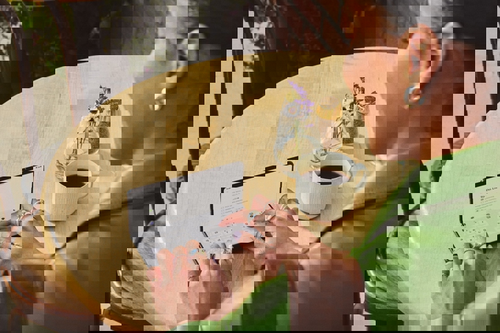 Motorola Razr Fold представлен официально: большая мощная раскладушка