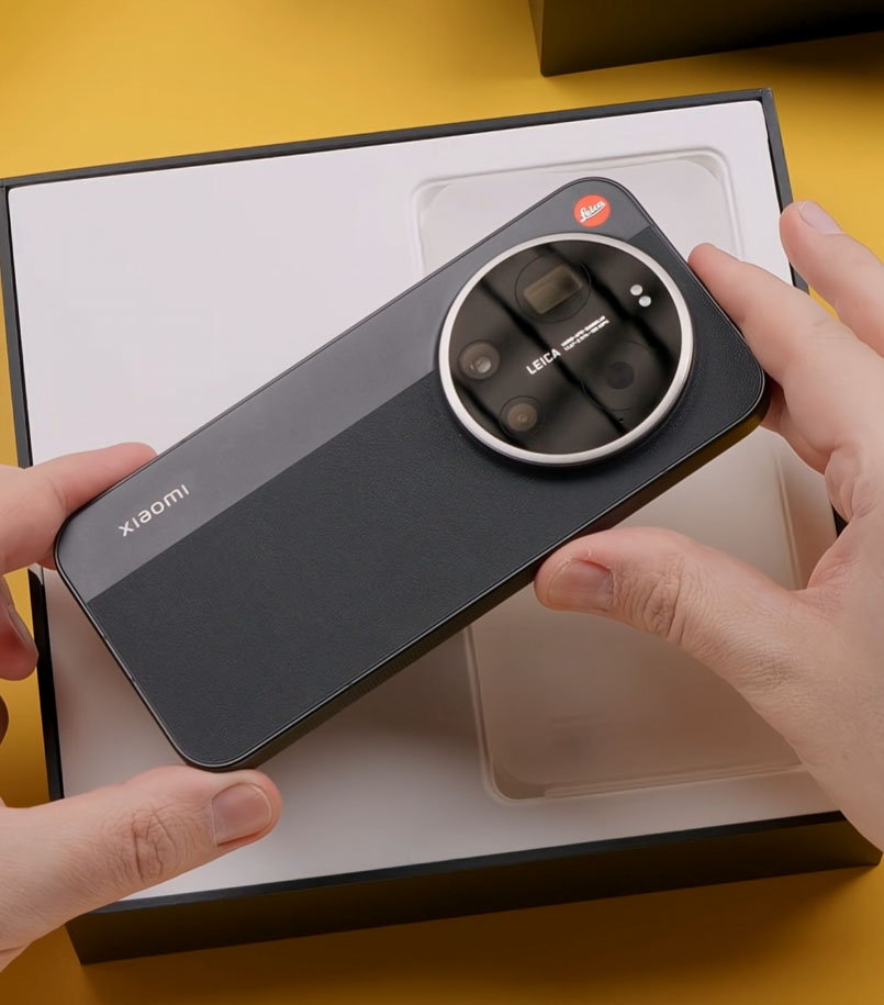 ВИДЕО: распаковка и мини-обзор Xiaomi 17 Ultra by Leica